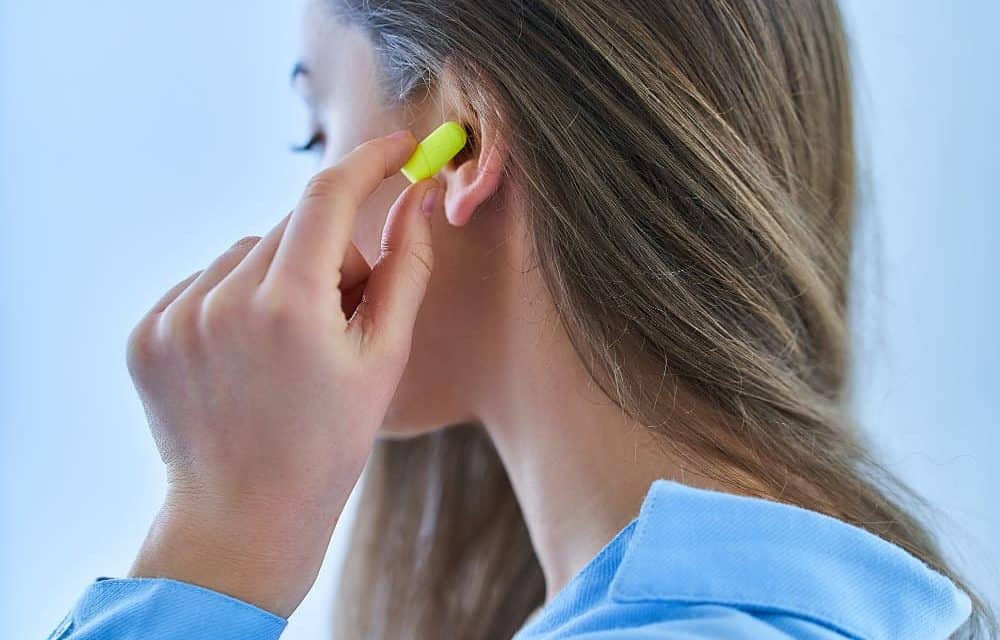 Cuándo se recomienda ponerse tapones para los oídos